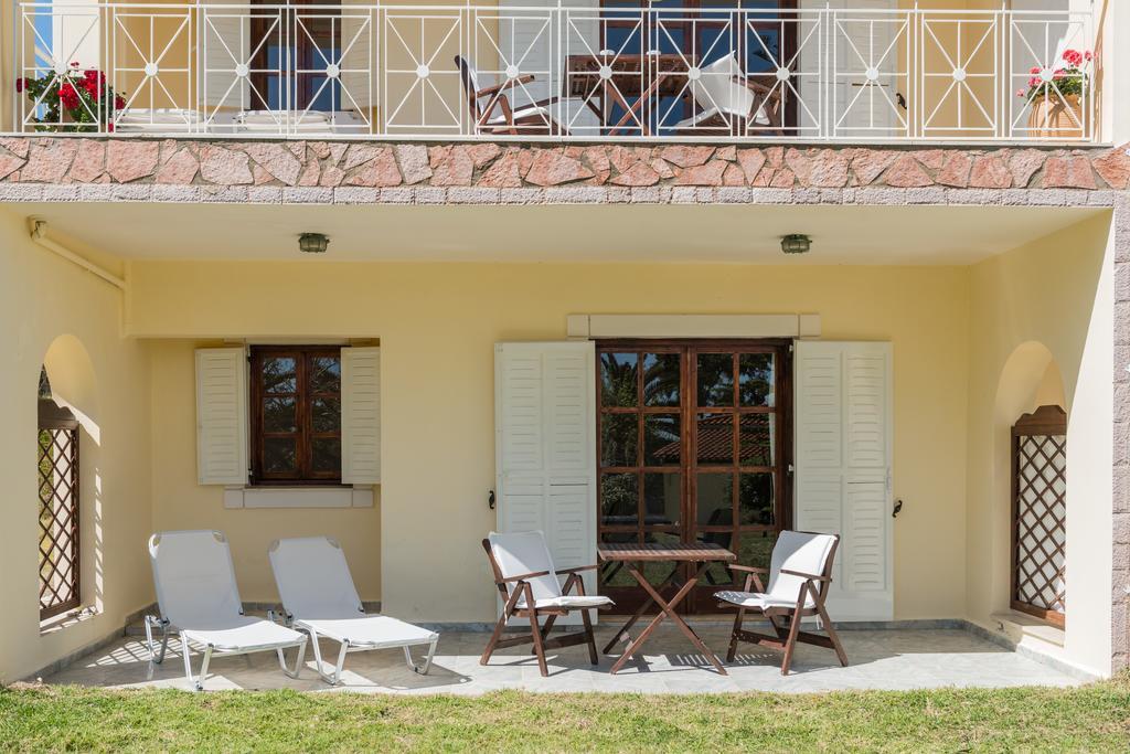 Albouro Seafront Apartments Katelios Exterior photo